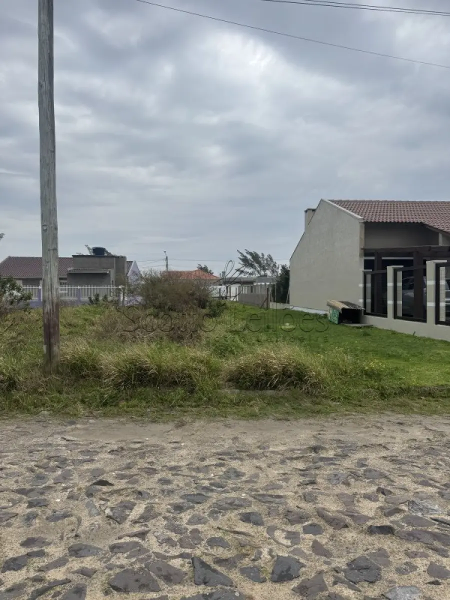 LOTE 000 - LEILÃO DE UM TERRENO NA PRAIA DE ATLÂNTIDA SUL/OSÓRIO-RS, SITUADO NA RUA ICARAÍ, CONSTITUÍDO DO LOTE 19 DA QUADRA 116