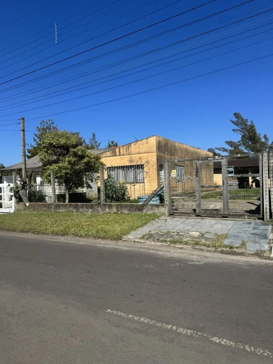 LOTE 000 - LEILÃO DE IMÓVEL NA PRAIA DE ATLÂNTIDA SUL/OSÓRIO-RS, TERRENO SITUADO NA RUA MARAMBAIA,  LOTE 24 DA QUADRA 142