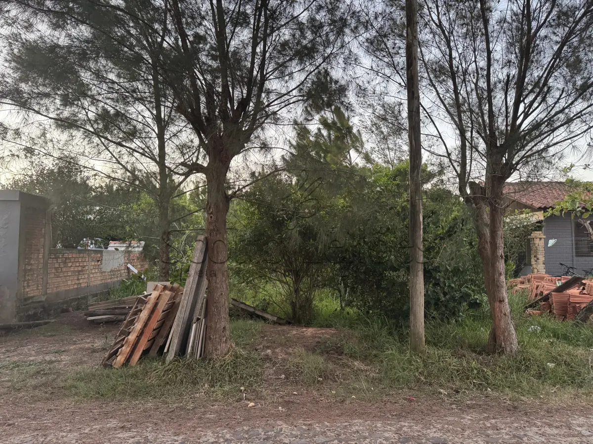 LOTE 000 - UM TERRENO EM ATLÂNTIDA SUL/OSÓRIO-RS, SITUADO NA RUA DAS ANCÔRAS, CONSTITUÍDO DO LOTE 24 DA QUADRA 129