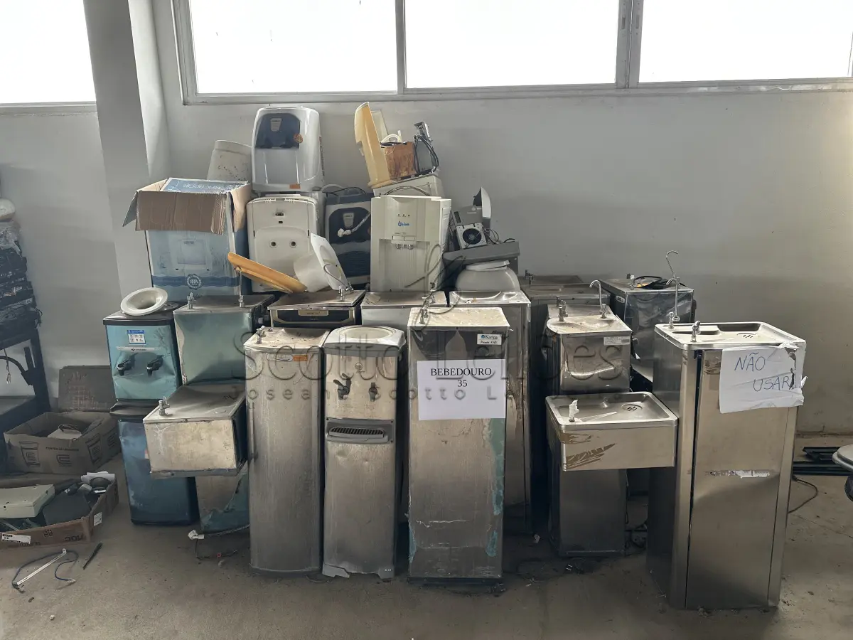 LOTE 021 - SUCATA DE ELETRODOMÉSTICOS