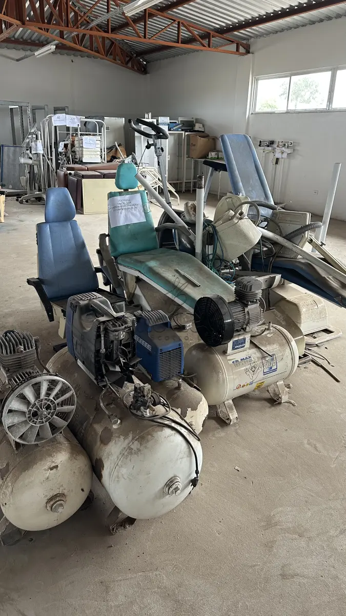 LOTE 019 - SUCATA DE BENS MÉDICO-HOSPITALARES, ODONTOLÓGICOS E OUTROS