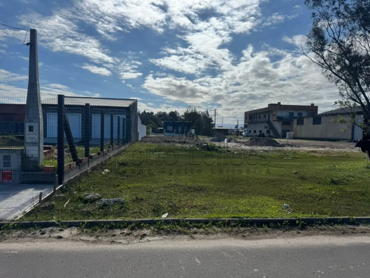 LOTE 000 - LEILÃO NA PRAIA DE ATLÂNTIDA SUL/OSÓRIO-RS DE UM TERRENO SITUADO NA RUA MARAMBAIA , LOTE 24 DA QUADRA 146