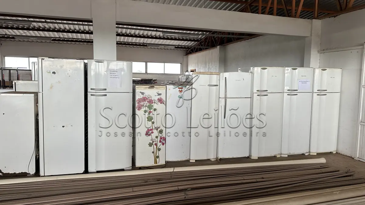 LOTE 022 - SUCATA DE REFRIGERADORES