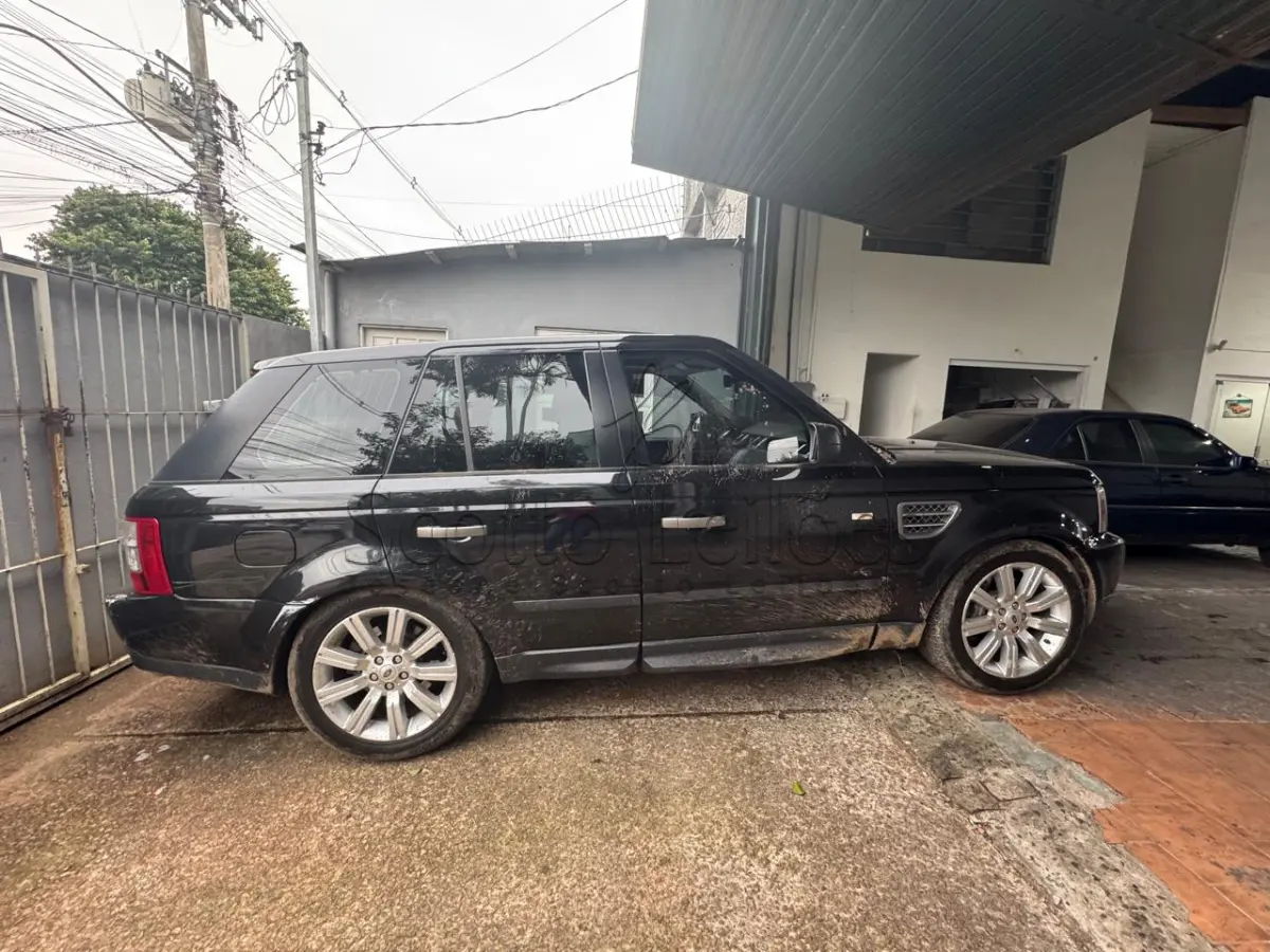 LOTE 000 - 1 (uma) camioneta, I/LR RANGE ROVER SPORTSC, combustível: Gasolina, Placa KWZ 2387,  fabricação/modelo 2008/2009, cor Preta.