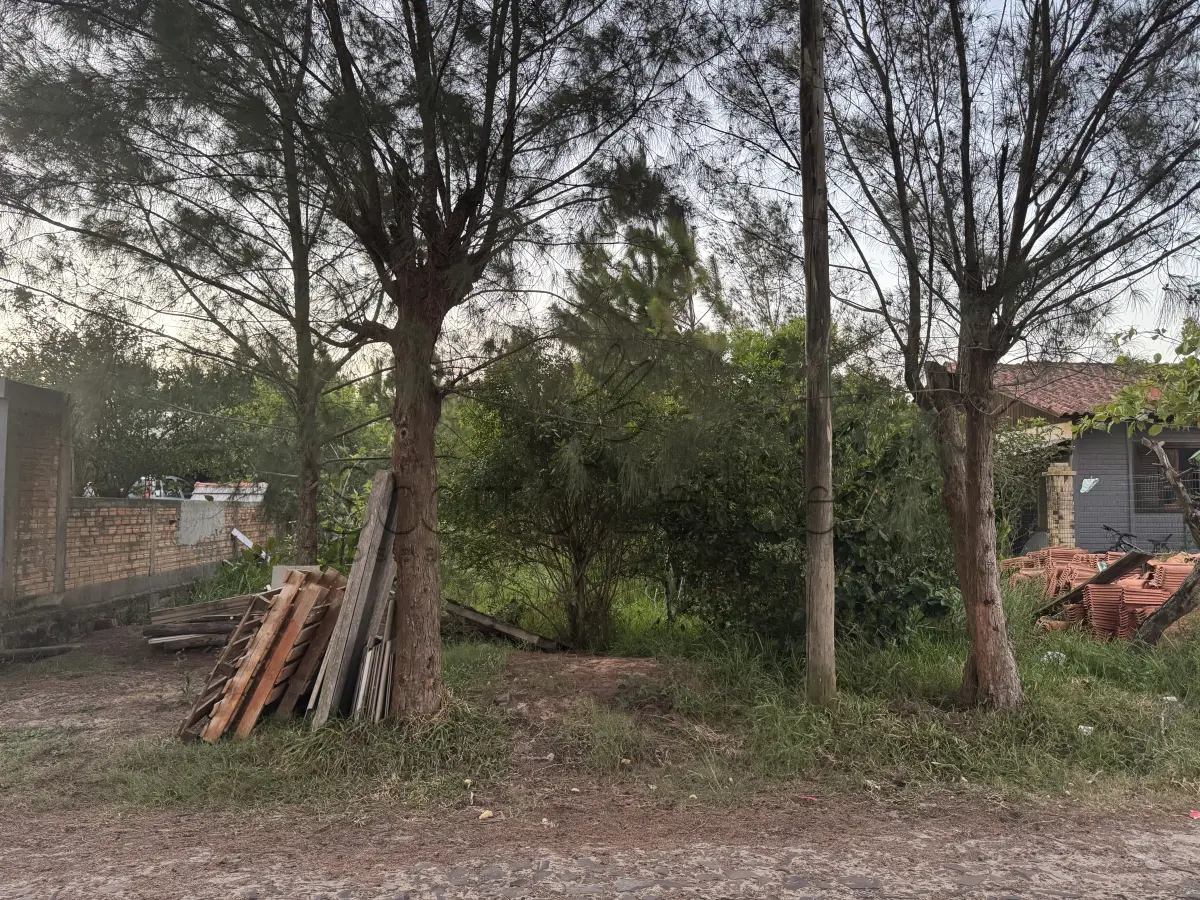 LOTE 000 - UM TERRENO EM ATLÂNTIDA SUL/OSÓRIO-RS, SITUADO NA RUA DAS ANCÔRAS, CONSTITUÍDO DO LOTE 24 DA QUADRA 129