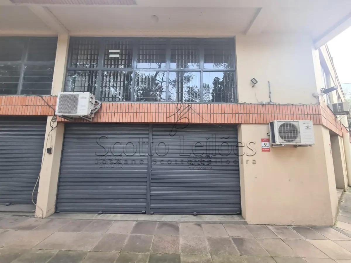 LOTE 000 - UM IMÓVEL COMERCIAL EM PORTO ALEGRE,  LOJA 8,  DO EDIFÍCIO LETÍCIA, SITUADO NA RUA SANTA CECÍLIA,1891, ANDAR TÉRREO