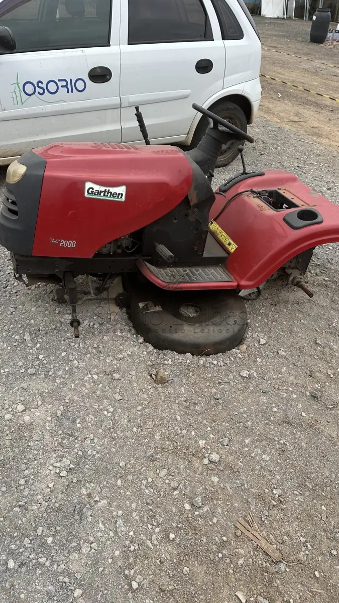 LOTE 009 - SUCATA - MICRO TRATOR GARTHEN