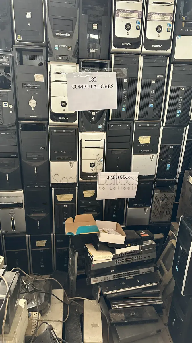 LOTE 020 - SUCATA DE INFORMÁTICA, ELETROELETRÔNICOS E OUTROS