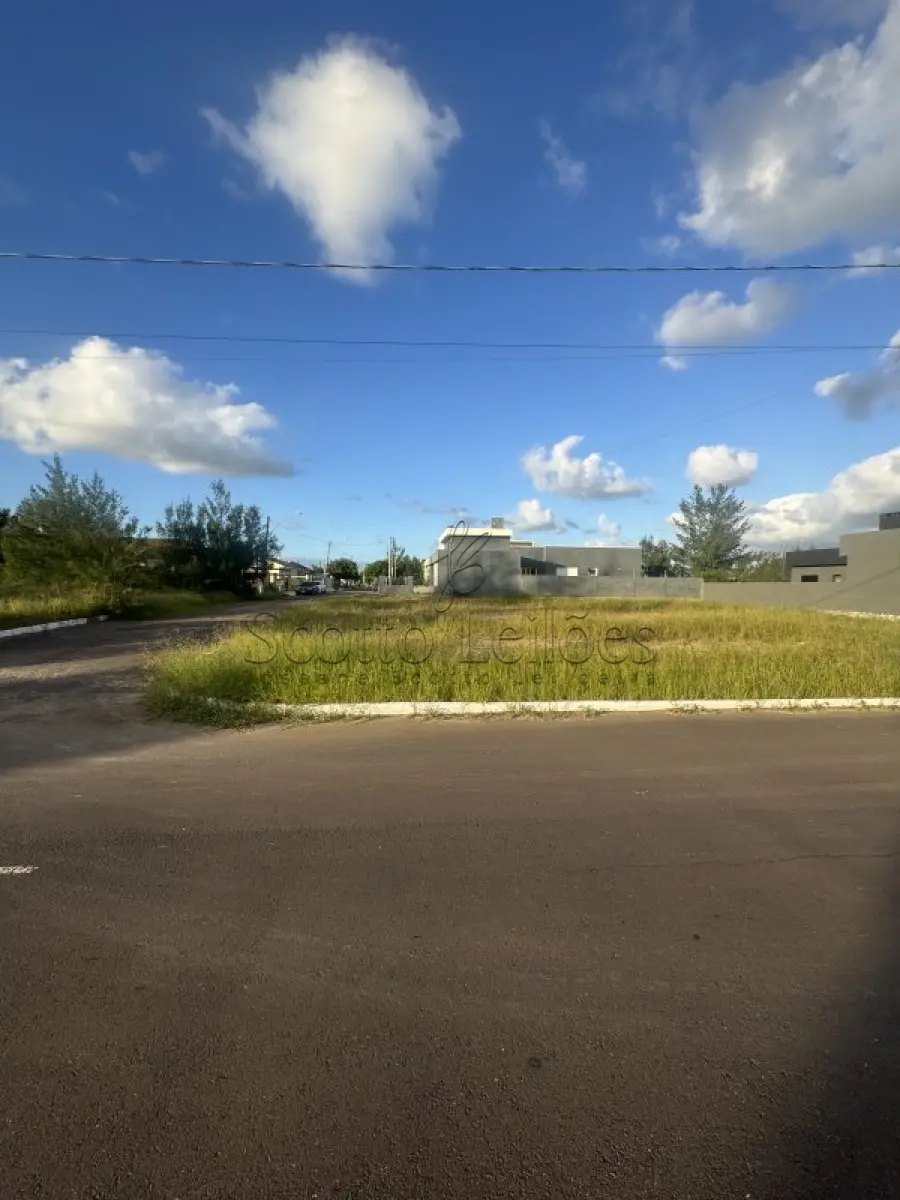 LOTE 000 - LEILÃO DE UM TERRENO DE ESQUINA NA PRAIA DE ATLÂNTIDA SUL-OSÓRIO/RS, SITUADO NA RUA LUIS FRANCISCO PIMENTEL, LOTE 01 DA QUADRA 172