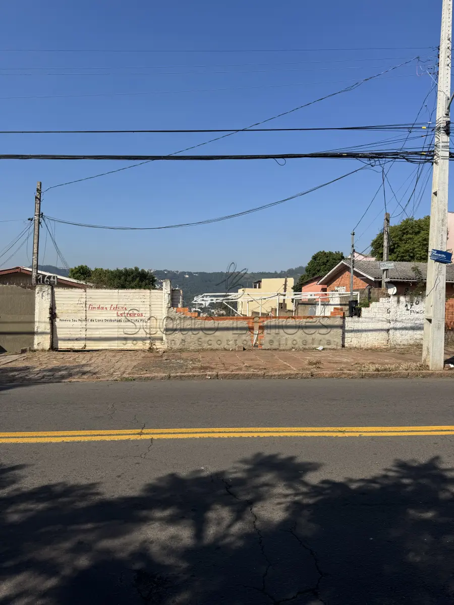 LOTE 000 - IMÓVEL EM PORTO ALEGRE/RS, situado na Rua Orfanatrófio, 164.