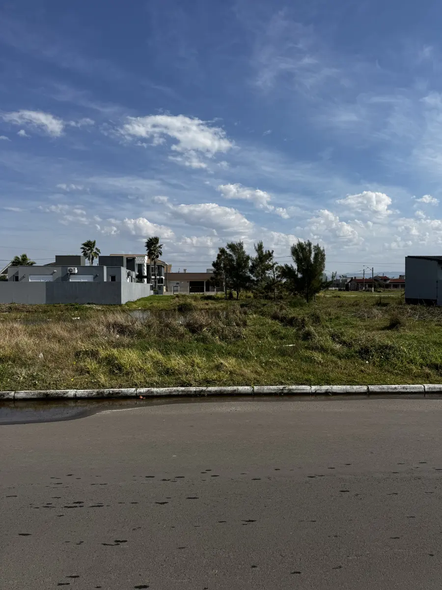 LOTE 000 - LEILÃO JUDICIAL DE UM TERRENO SITUADO NA AV. PARAGUASSÚ NA PRAIA DE ATLÂNTIDA SUL- OSÓRIO/RS, CONSTITUÍDO DO LOTE  22 DA QUADRA 65.