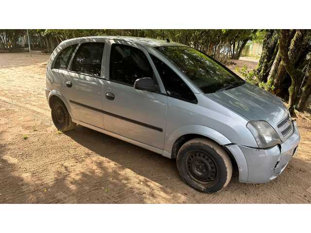 1 (um) automóvel GM/MERIVA JOY, Placa IPM 6952, Renavam: 122916760, Chassi: 9BGXL75809C147289, Fabricação/modelo 2008/2009, cor prata.