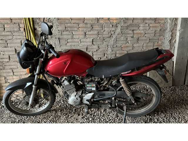 Leilão judicial em Osório de uma Motocicleta Yamaha/Factor YBR 125 K, placa ITM 4118, fabricação/modelo 2012/2012, cor vermelha, combustível Gasolina, cor vermelha, combustível gasolina