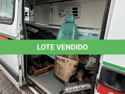 LOTE 002 - RENAULT MASTER SITEI MD AMBULÂNCIA