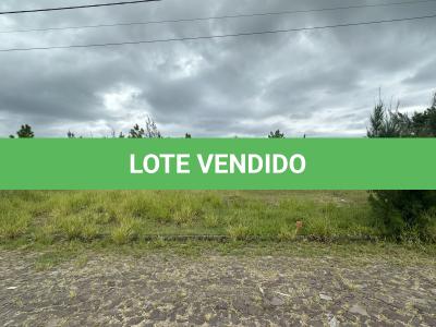 LOTE 001 - um terreno localizado na Praia de Atlântida Sul na Rua das Enseadas, medindo 300,00 m²,  lote n° 23 da Quadra 211, Munícipio de Osório/RS