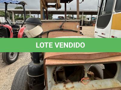 LOTE 012 - SUCATA - TRATOR AGRALE 4200 4X2 