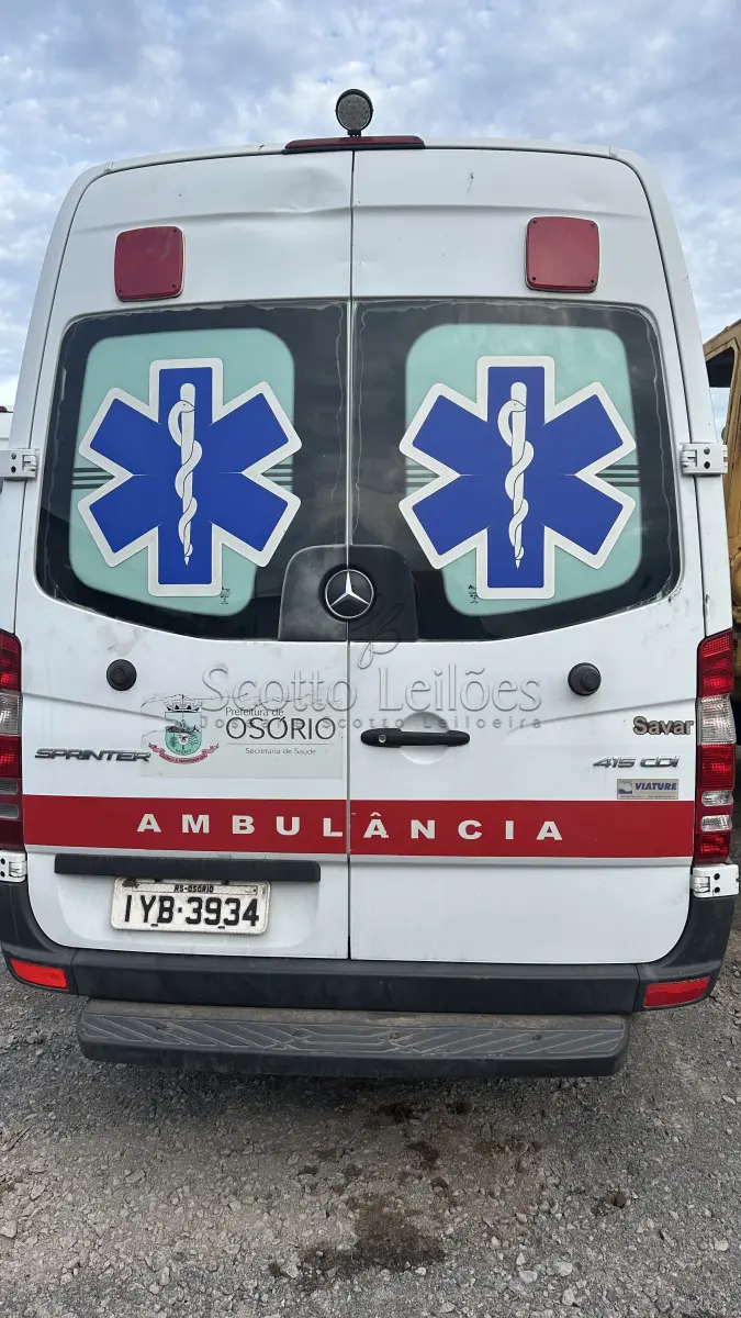 LOTE 005 - M.BENZ SPRINTER VIATURA AMBULÂNCIA