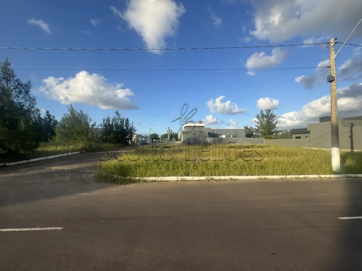 LOTE 000 - LEILÃO DE UM TERRENO DE ESQUINA NA PRAIA DE ATLÂNTIDA SUL-OSÓRIO/RS, SITUADO NA RUA LUIS FRANCISCO PIMENTEL, LOTE 01 DA QUADRA 172