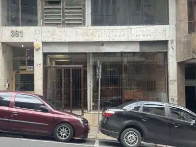 LOTE 000 - LEILÃO DE UMA  LOJA TÉRREA EM PORTO ALEGRE/RS, LOCALIZADA NO EDIFÍCIO BEKAELE, SITUADA NA RUA GENERAL CÂMARA,N°379