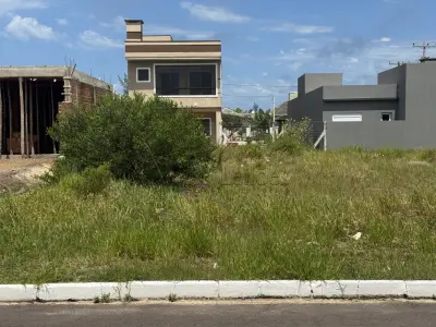 LOTE 001 - UM TERRENO NA PRAIA DE ATLÂNTIDA SUL-OSÓRIO/RS,  ÁREA 300,00 M², SITUADO  NA AV. PARAGUASSÚ, LOTE 04 DA QUADRA 59