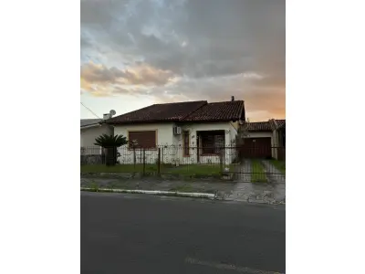 LOTE 000 - LEILÃO DE UMA CASA NO CENTRO DE OSÓRIO/RS, situado na Rua Paul Percy Harris, n° 260