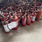 LOTE 023 - SUCATA DE EXTINTOR DE INCÊNDIO
