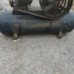 LOTE 015 - COMPRESSOR MARCA HIAPERINI